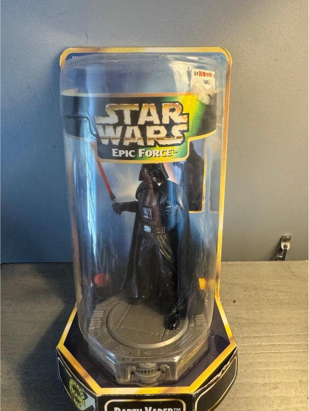 Vintage 1997 Star Wars Epic Force Darth Vader Kenner Figure Statue Display MOC